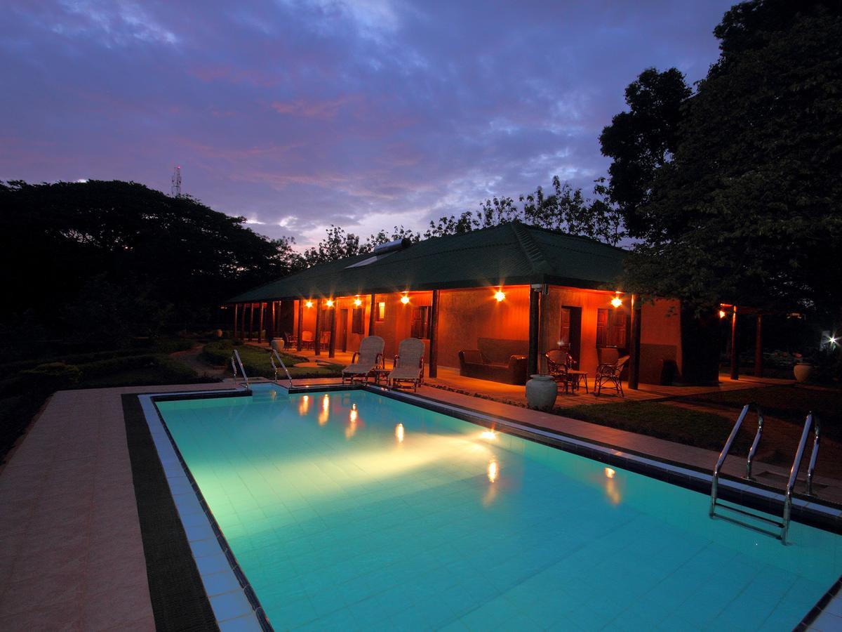 Grand & Gangula Hotell Dambulla Eksteriør bilde