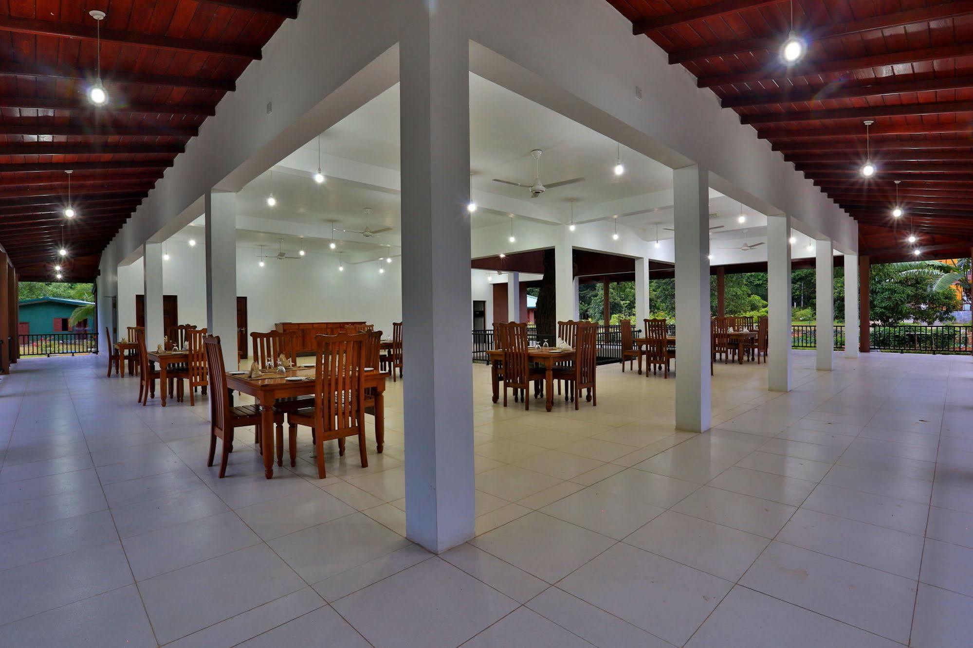 Grand & Gangula Hotell Dambulla Eksteriør bilde